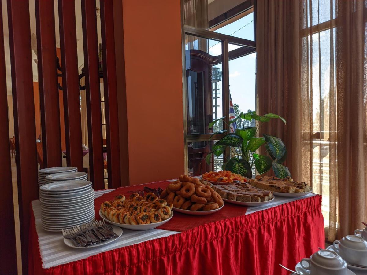 Top Ten Hotel Addis Abeba Exterior foto