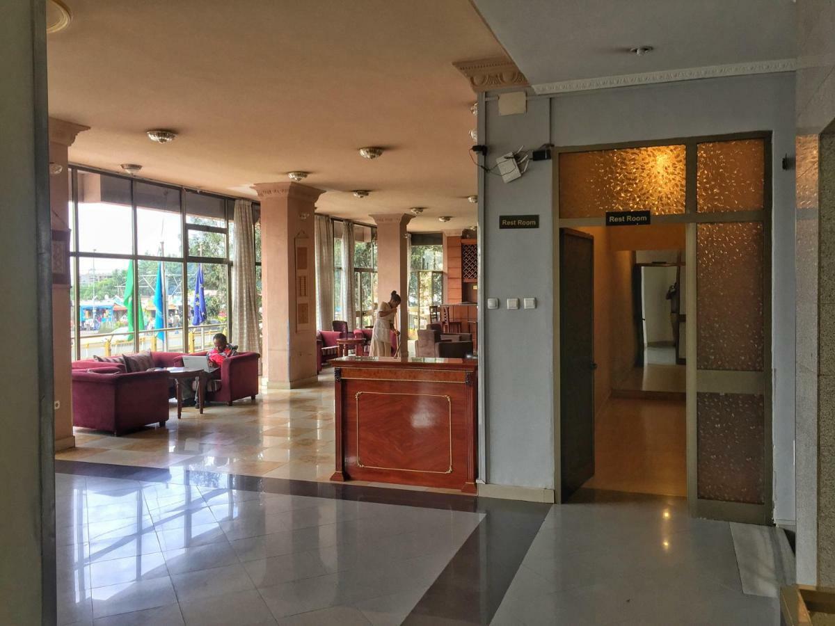 Top Ten Hotel Addis Abeba Exterior foto